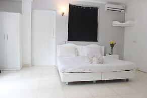 Hotel Linda by Dia Hotels