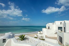 Anantara Santorini Abu Dhabi Retreat - Adults Only