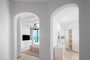 Anantara Santorini Abu Dhabi Retreat - Adults Only