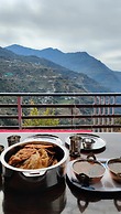 Pine Tree Homestay