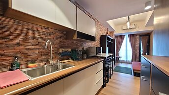 Meisterstadt Pollux Habibie PalamMansion