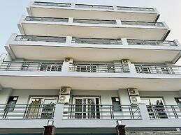 Zen Suites - Golf Course Road