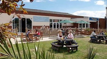 Impeccable 3-bed Caravan in Clacton-on-sea