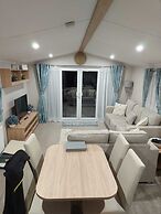 Impeccable 3-bed Caravan in Clacton-on-sea
