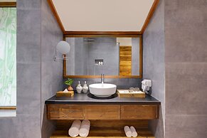 Lemon Tree Wildlife Resort Kanha