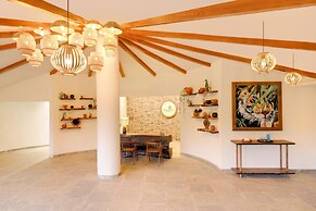 Lemon Tree Wildlife Resort Kanha