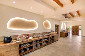 Lemon Tree Wildlife Resort Kanha