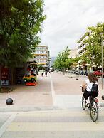 Santa Barbara s Cute Apartment