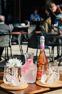 SQUARE by Margo Hotel