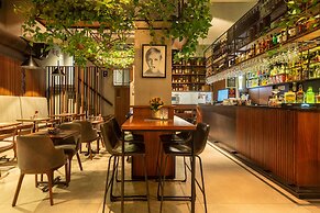 SQUARE by Margo Hotel