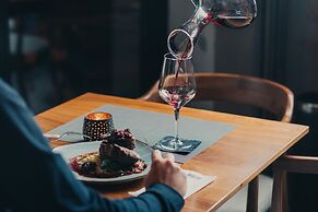 SQUARE by Margo Hotel