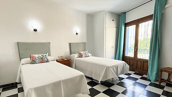 Micaela Charming Hostal
