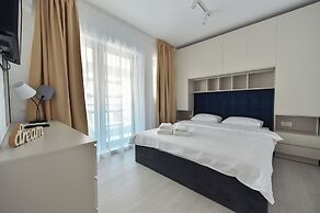 Wave 3 Promenada Apartments