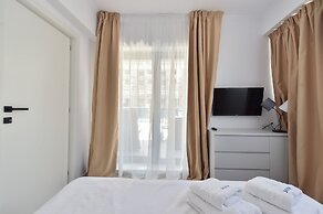 Wave 3 Promenada Apartments