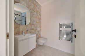 Wave 3 Promenada Apartments