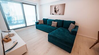 Wave 3 Promenada Apartments