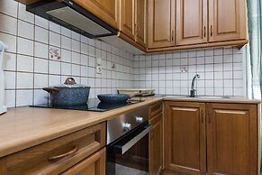 Vironas Delight 1Bd Apt w Lovely Balcony