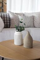 Sunny Loft With a Panoramic View