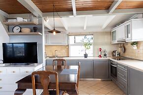 Sunny Loft With a Panoramic View