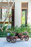 Enjoy A Luxurious 5 Bedroom Villa