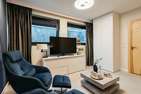 Skyline Villa - LoftAffair