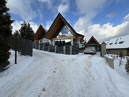 Skyline Villa - LoftAffair