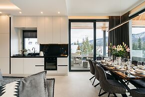 Skyline Villa - LoftAffair