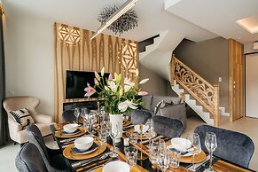 Skyline Villa - LoftAffair