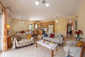 Nikis Country House - Lefkada BnB Private Parking
