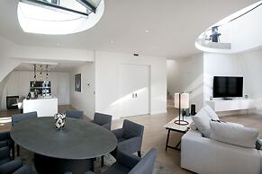 Triplex penthouse in the city center