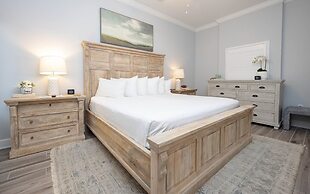 Phoenix Gulf Towers 2002 2 Bedroom Condo