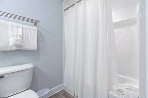 Phoenix Gulf Towers 2002 2 Bedroom Condo