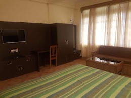 Apsara guest house