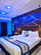 Water Ripples Hotel