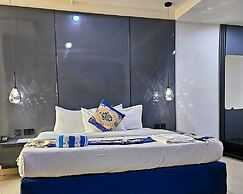 Water Ripples Hotel