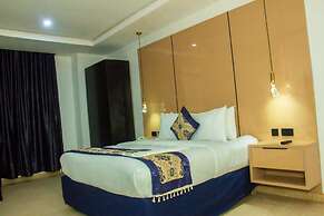 Water Ripples Hotel