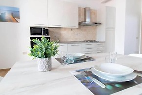 Il Guardiano del Faro al Centro di Cabras