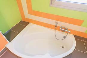 House n Kite in Nurachi