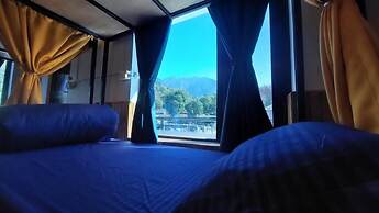 The Lost Hostels-Bir - Landing Site