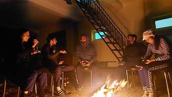 The Lost Hostels-Bir - Landing Site