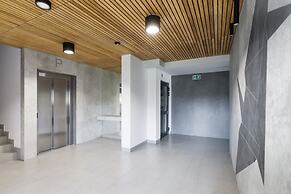 Dąbska Studio With Terrace by Renters