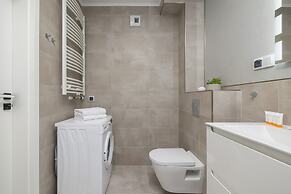 Dąbska Studio With Terrace by Renters