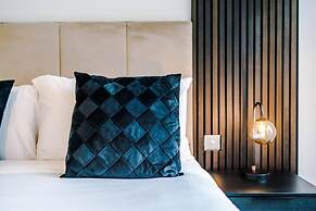 Manchester Short Stay Last Minute Discounts