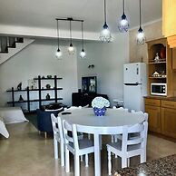 Spacious, Garden, and Private Parking