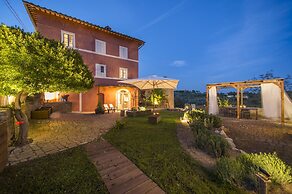 PALAZZO DEL PAPA COUNTRY SUITES