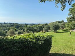 PALAZZO DEL PAPA COUNTRY SUITES