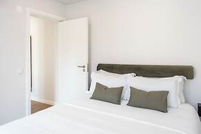 The Haus - Santa Barbara I