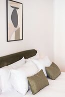 The Haus - Santa Barbara I