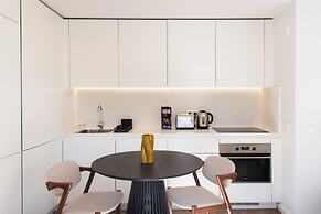 The Haus - Santa Barbara I