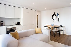 The Haus - Santa Barbara I